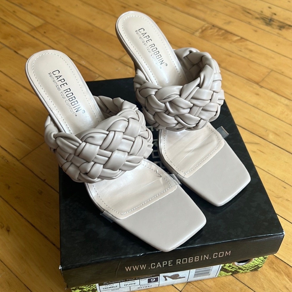 Cape Robbin Sandals